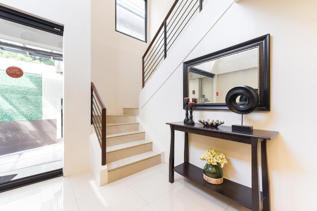 The Chipper Hotel Quezon City Kültér fotó